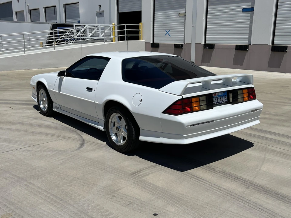 1991 Chevrolet Camaro IROC-Z & Z28 3rd Gen - Image 19 of 31