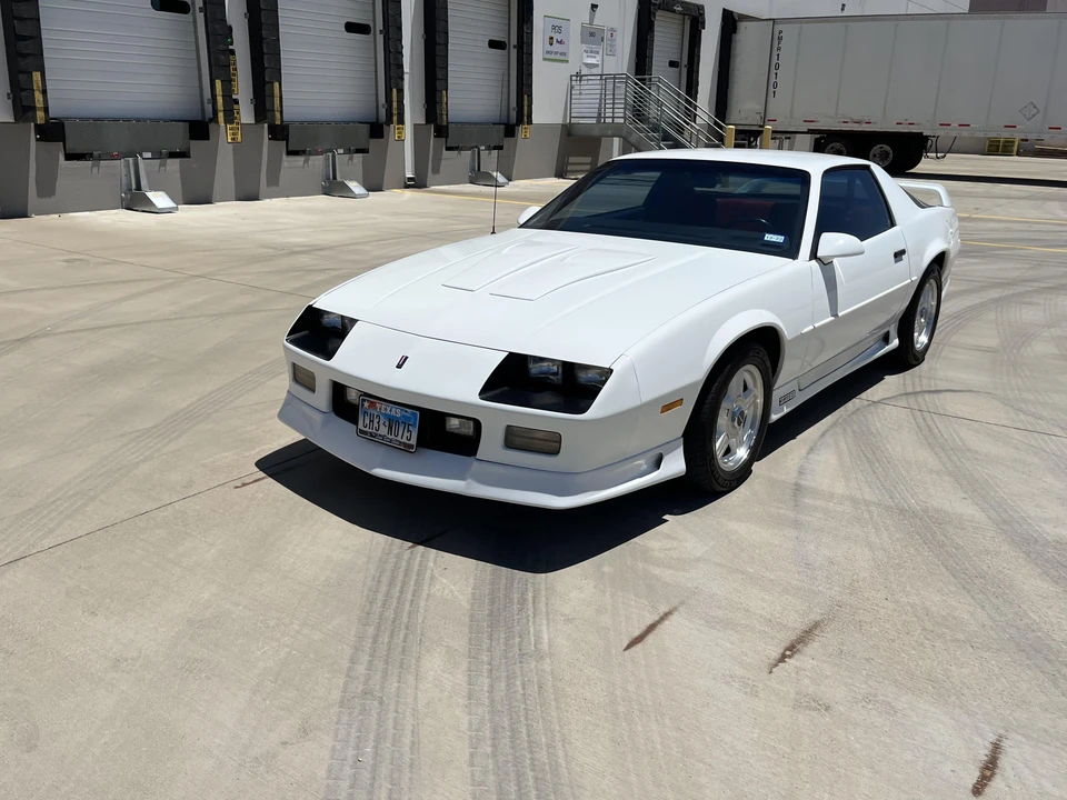 1991 Chevrolet Camaro IROC-Z & Z28 3rd Gen - Image 8 of 31
