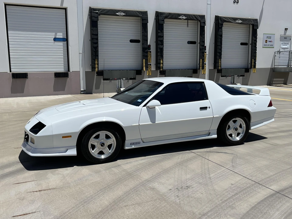 1991 Chevrolet Camaro IROC-Z & Z28 3rd Gen - Image 12 of 31