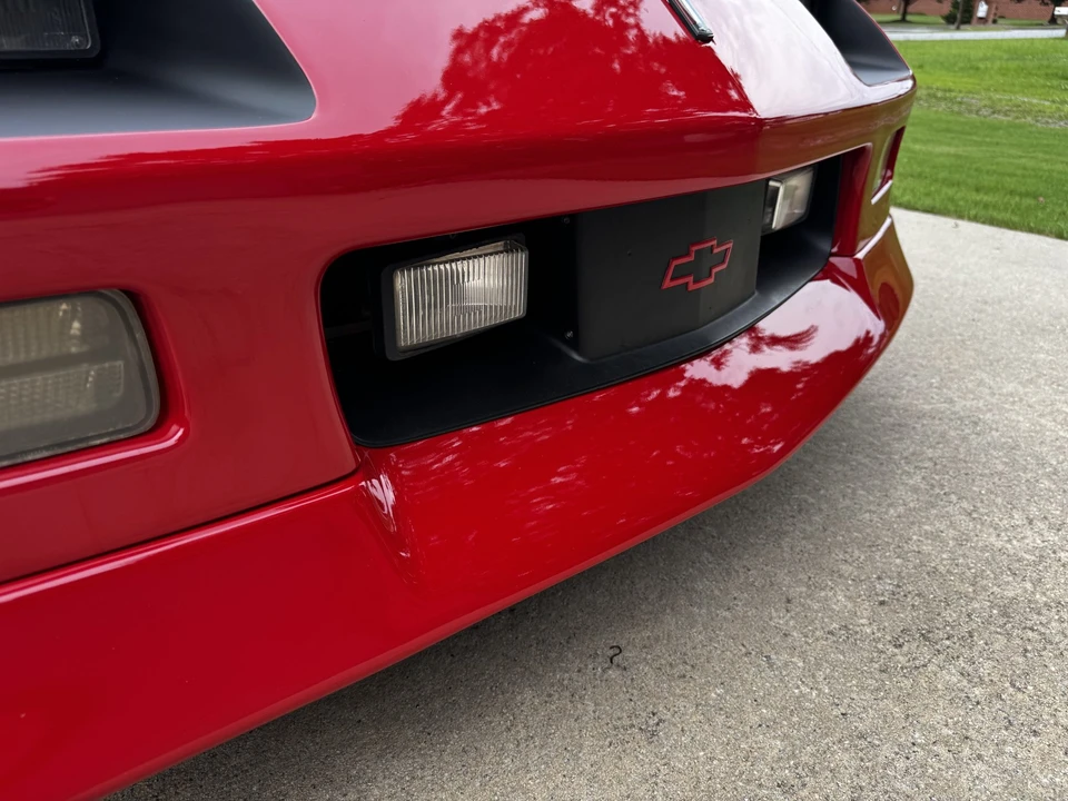 1991 Chevrolet Camaro IROC-Z & Z28 3rd Gen - Image 27 of 31