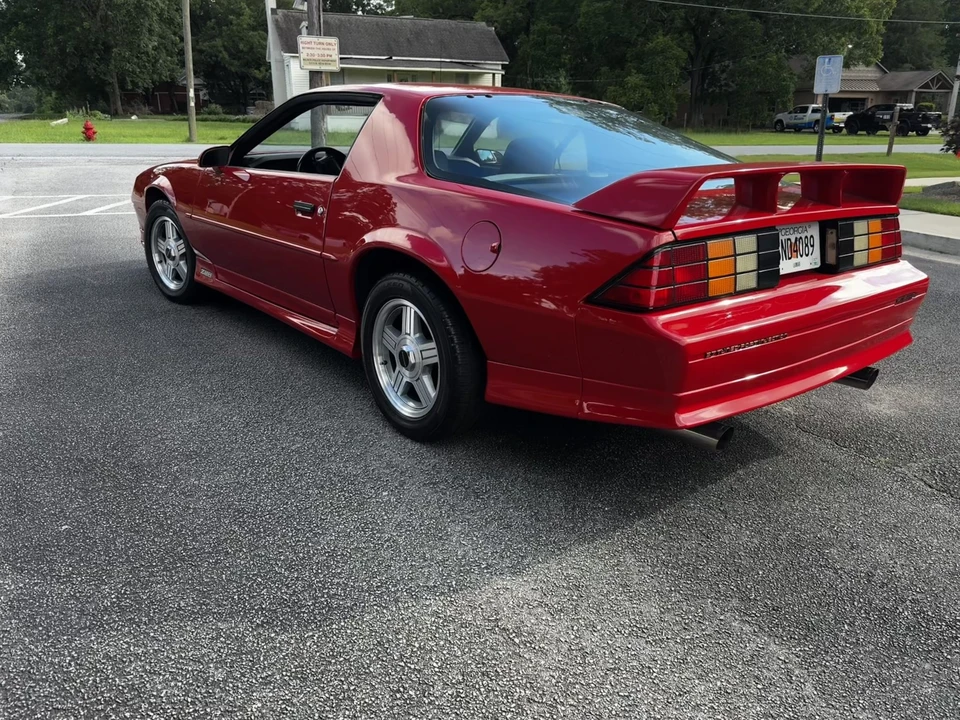 1991 Chevrolet Camaro IROC-Z & Z28 3rd Gen - Image 8 of 31
