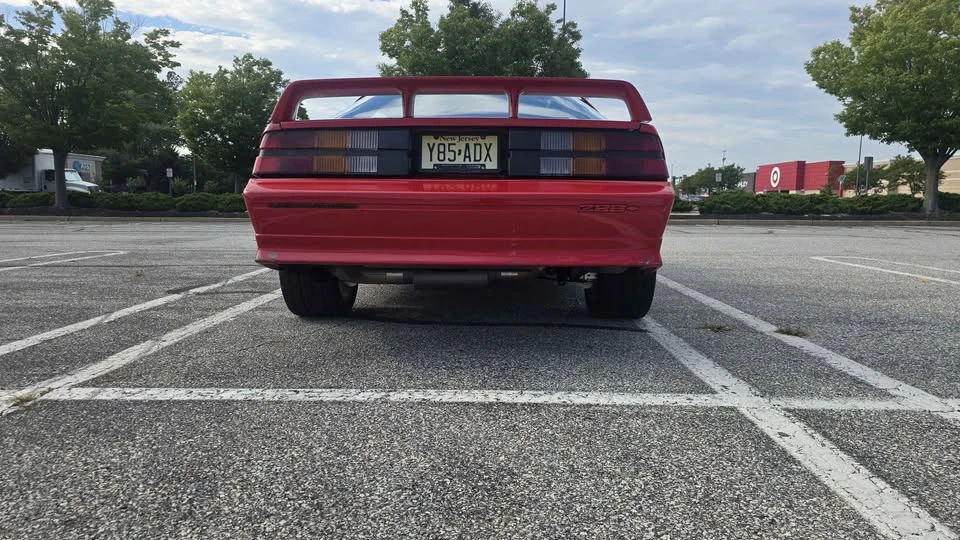 1991 Chevrolet Camaro IROC-Z & Z28 3rd Gen - Image 8 of 19