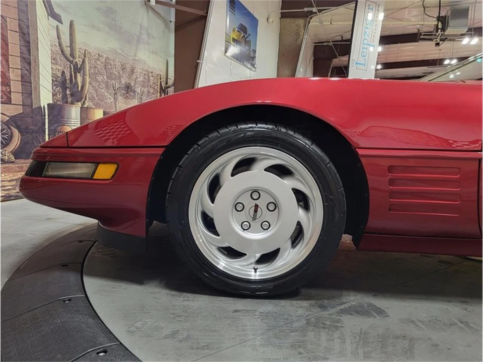 1991 Chevrolet Camaro - Image 9 of 24