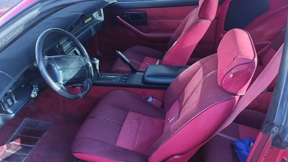 1991 Chevrolet Camaro - Image 4 of 5