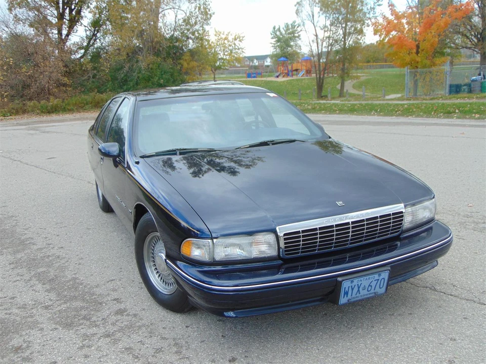 1991 Chevrolet Caprice - Image 2 of 13
