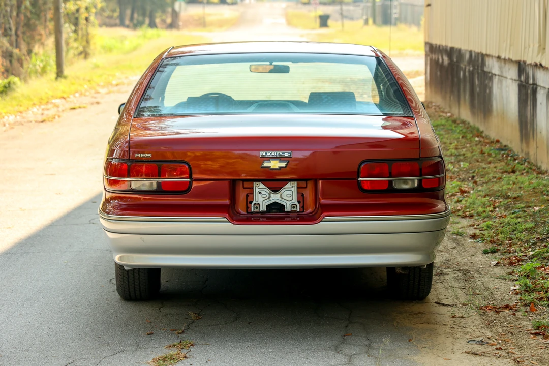 1991 Chevrolet Caprice - Image 8 of 31
