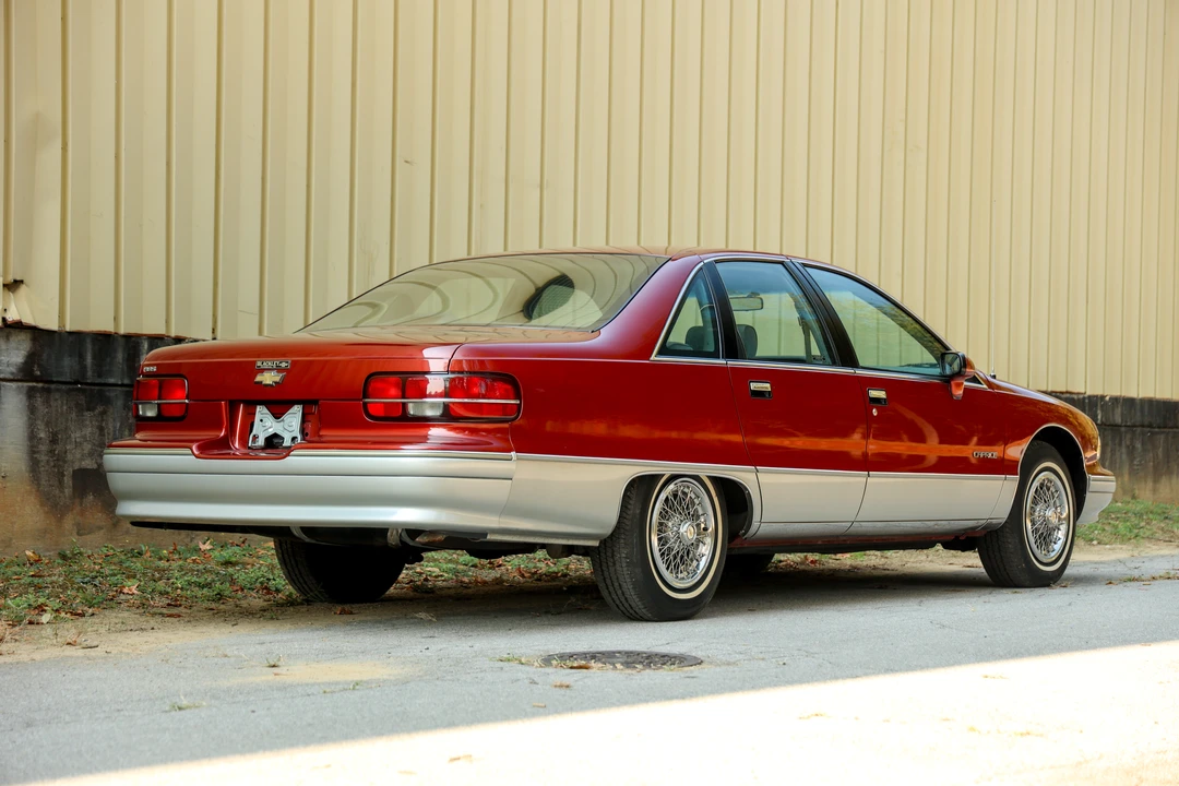 1991 Chevrolet Caprice - Image 9 of 31