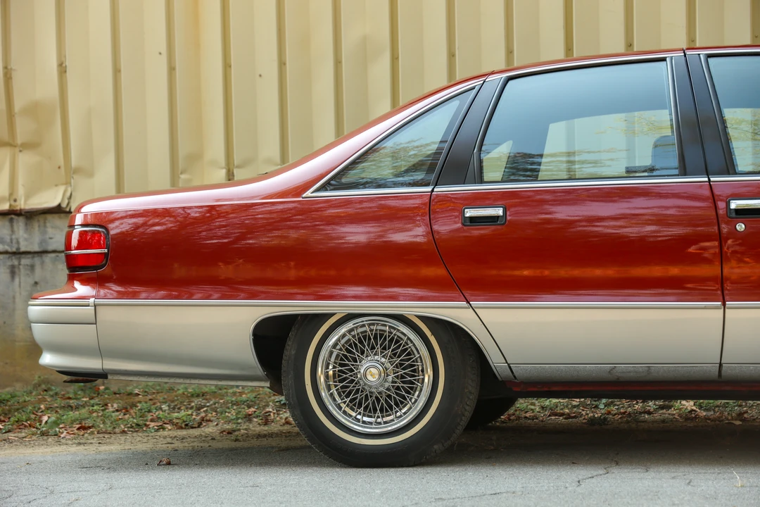 1991 Chevrolet Caprice - Image 17 of 31