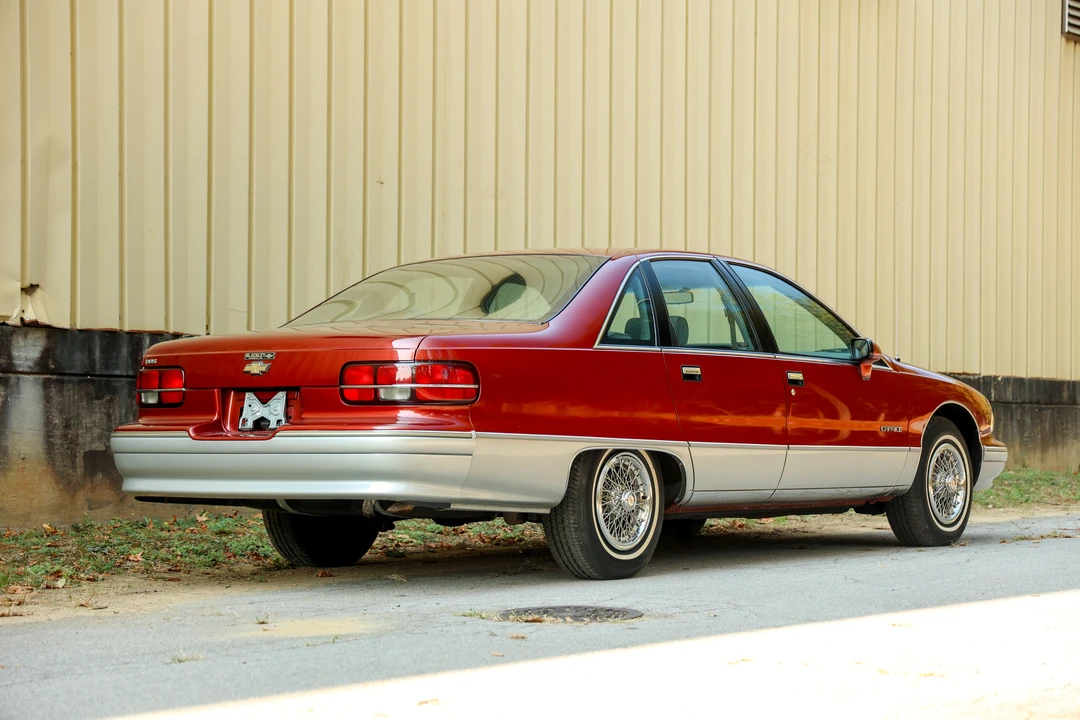1991 Chevrolet Caprice - Image 10 of 31