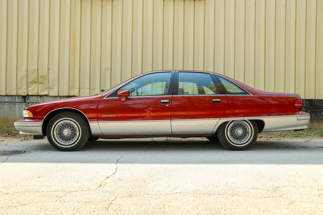 1991 Chevrolet Caprice - Image 4 of 31
