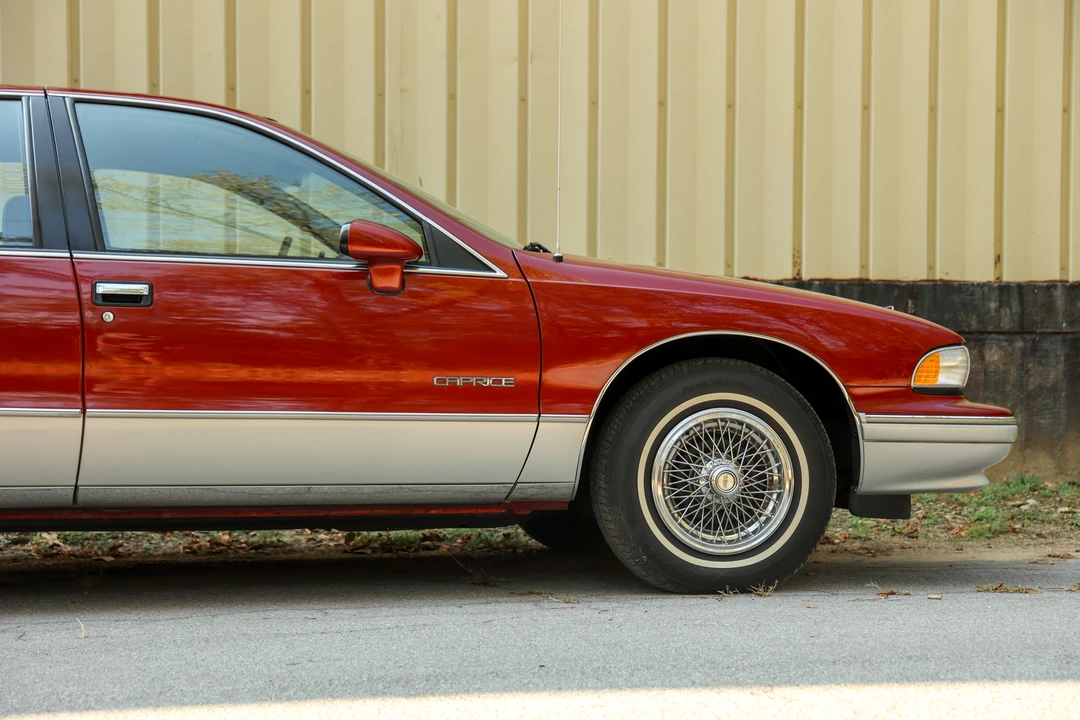 1991 Chevrolet Caprice - Image 27 of 31