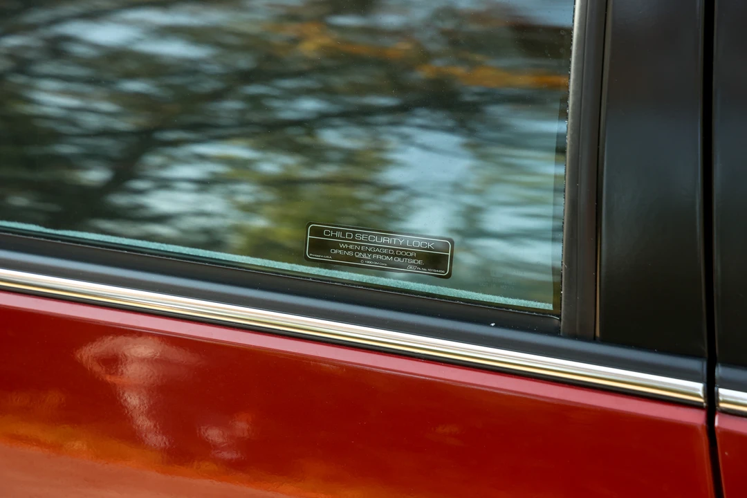 1991 Chevrolet Caprice - Image 24 of 31