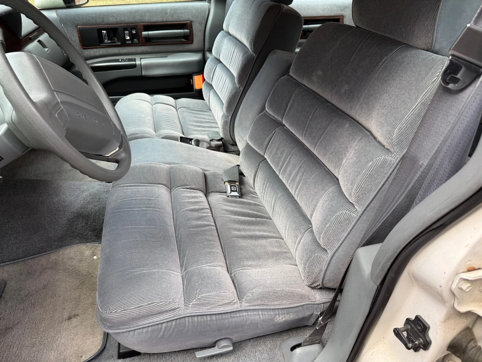 1991 Chevrolet Caprice - Image 2 of 20