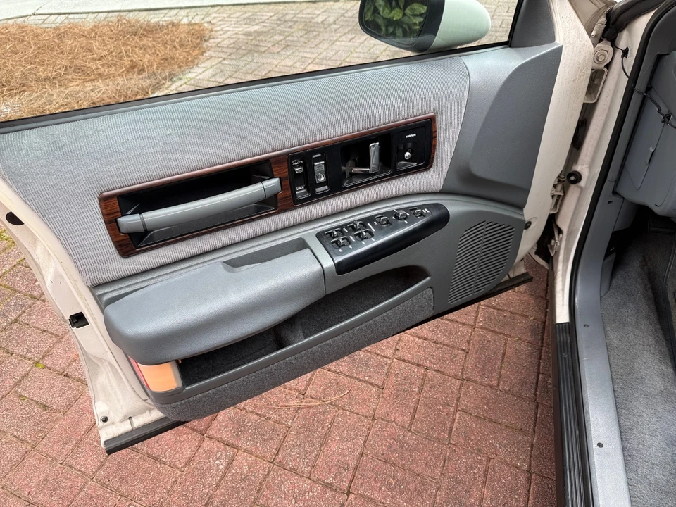 1991 Chevrolet Caprice - Image 9 of 20