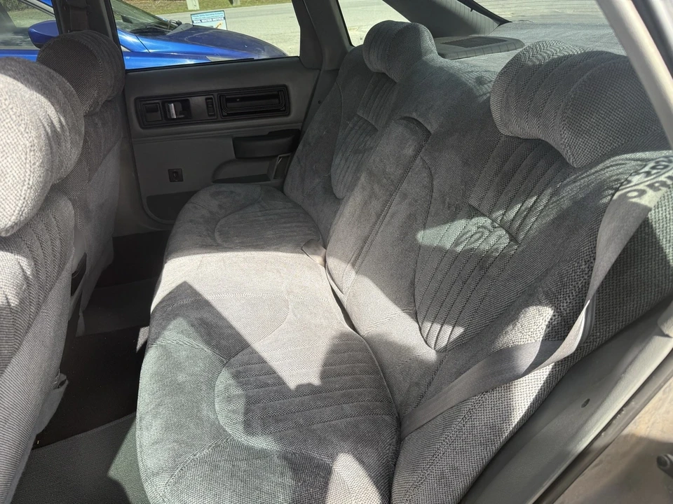 1991 Chevrolet Caprice - Image 6 of 11