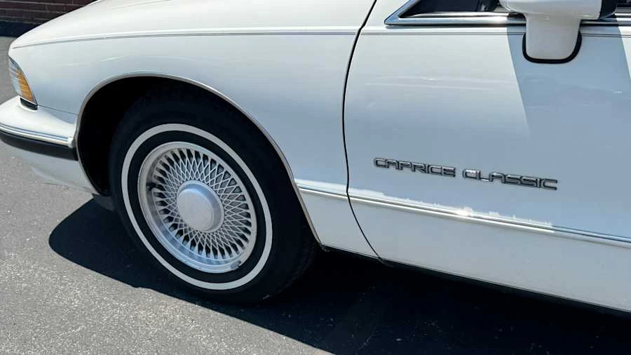 1991 Chevrolet Caprice - Image 4 of 13