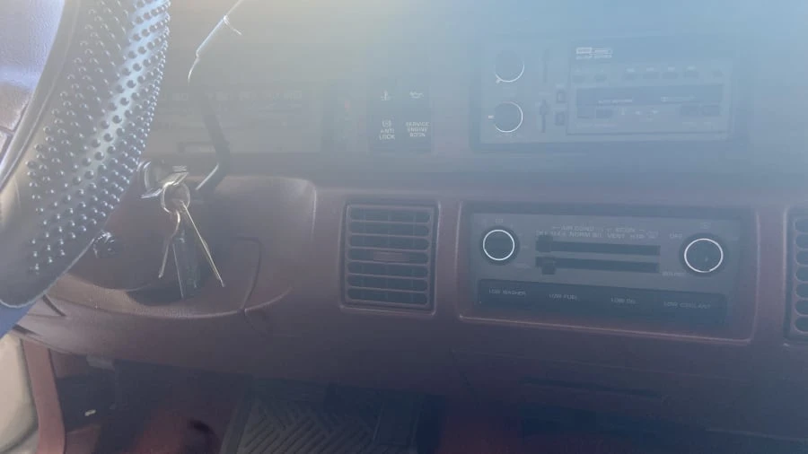 1991 Chevrolet Caprice - Image 6 of 12