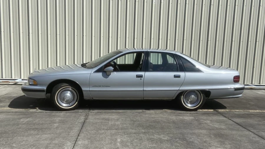 1991 Chevrolet Caprice - Image 2 of 12