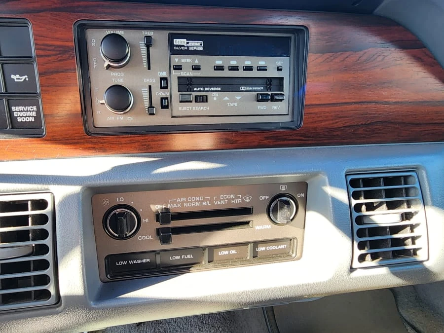 1991 Chevrolet Caprice - Image 17 of 20