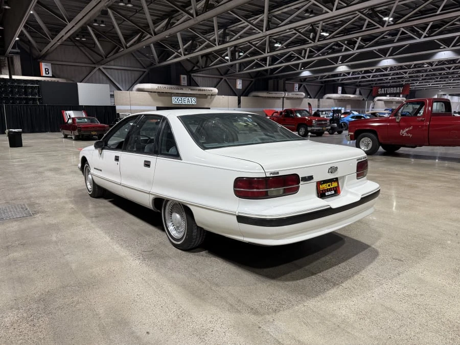 1991 Chevrolet Caprice - Image 8 of 20