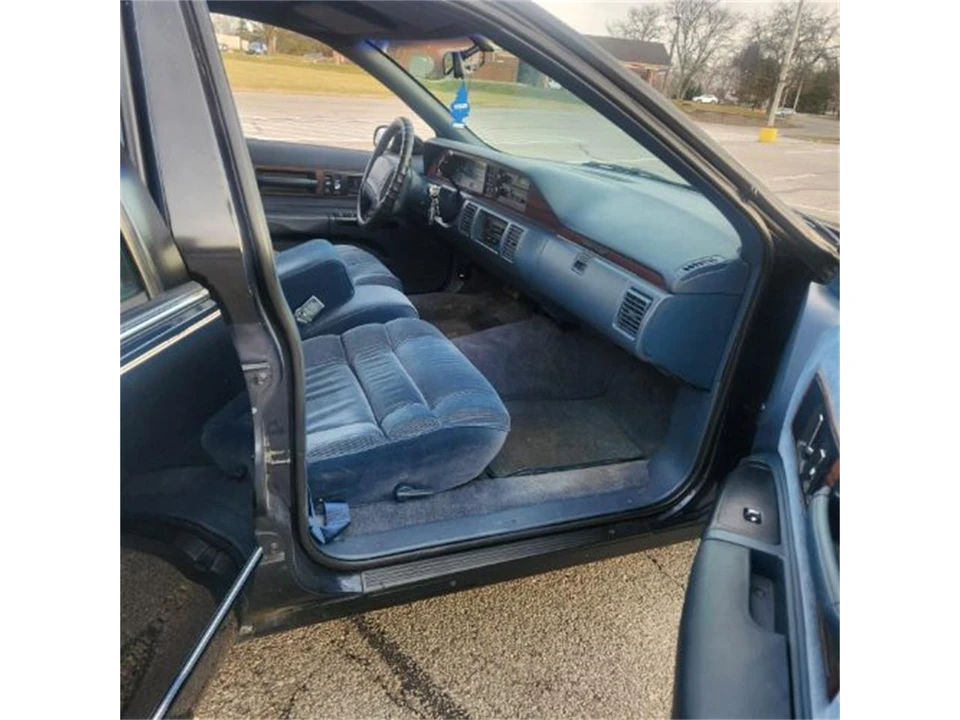 1991 Chevrolet Caprice - Image 17 of 21