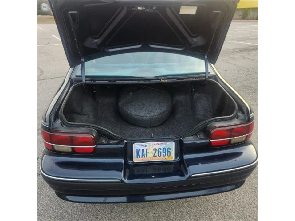 1991 Chevrolet Caprice - Image 15 of 21