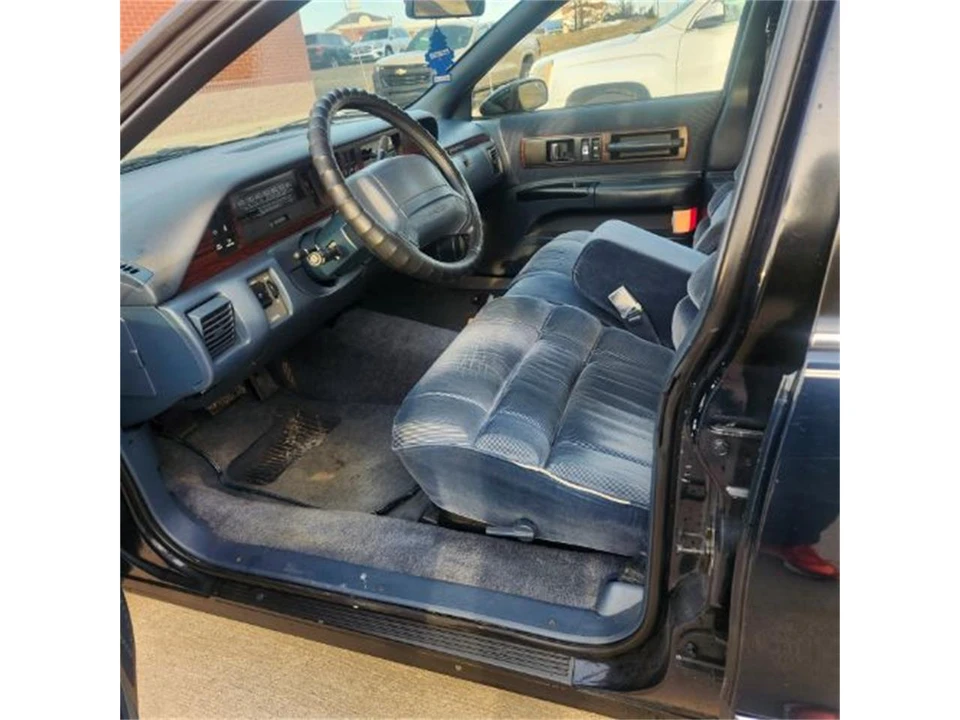1991 Chevrolet Caprice - Image 16 of 21