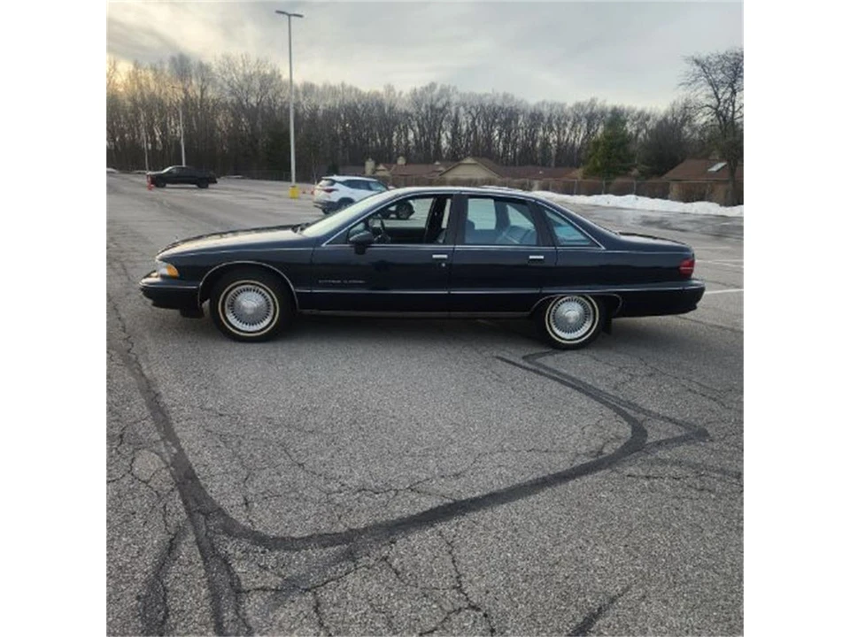 1991 Chevrolet Caprice - Image 11 of 21