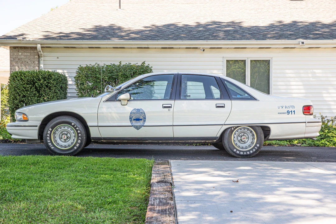 1991 Chevrolet Caprice - Image 10 of 31