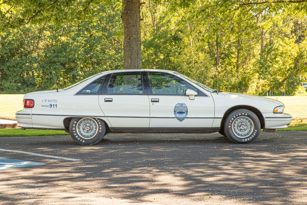 1991 Chevrolet Caprice - Image 6 of 31