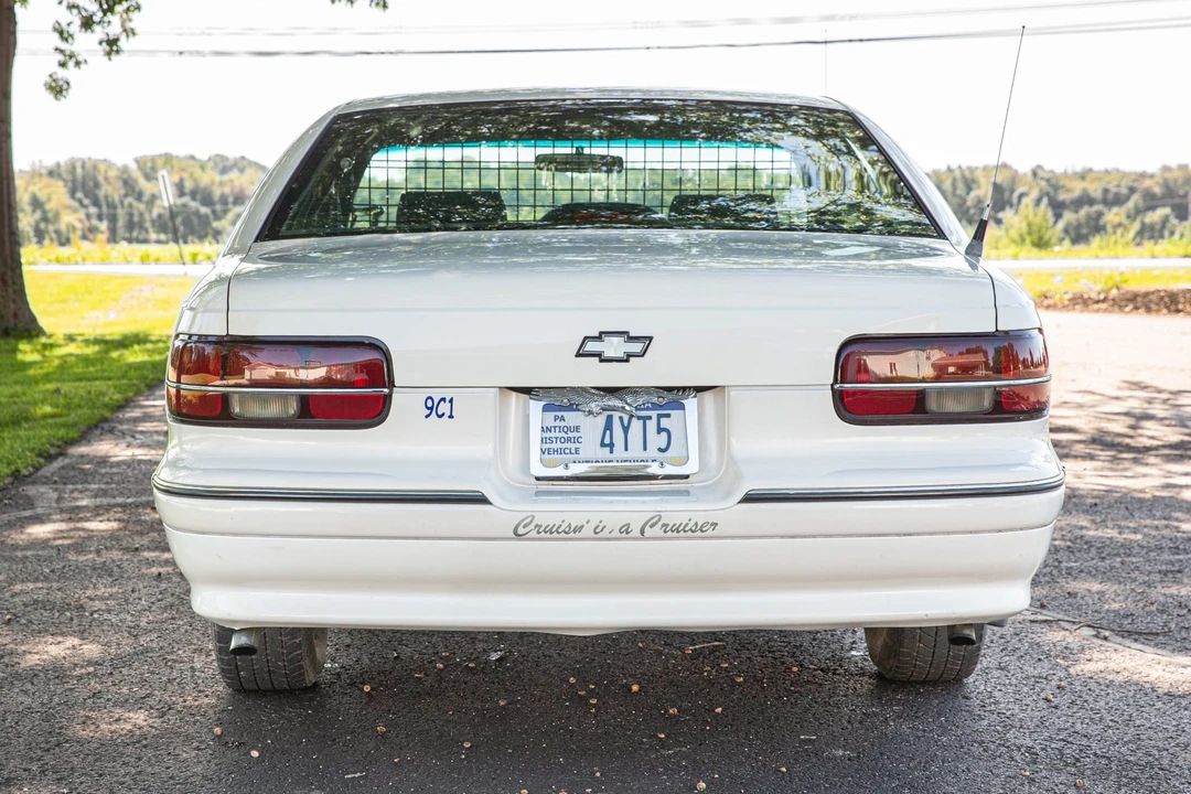 1991 Chevrolet Caprice - Image 8 of 31