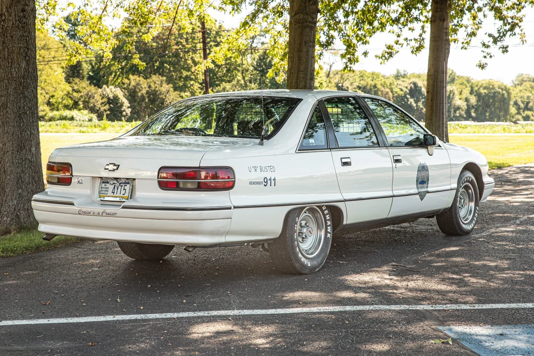 1991 Chevrolet Caprice - Image 7 of 31