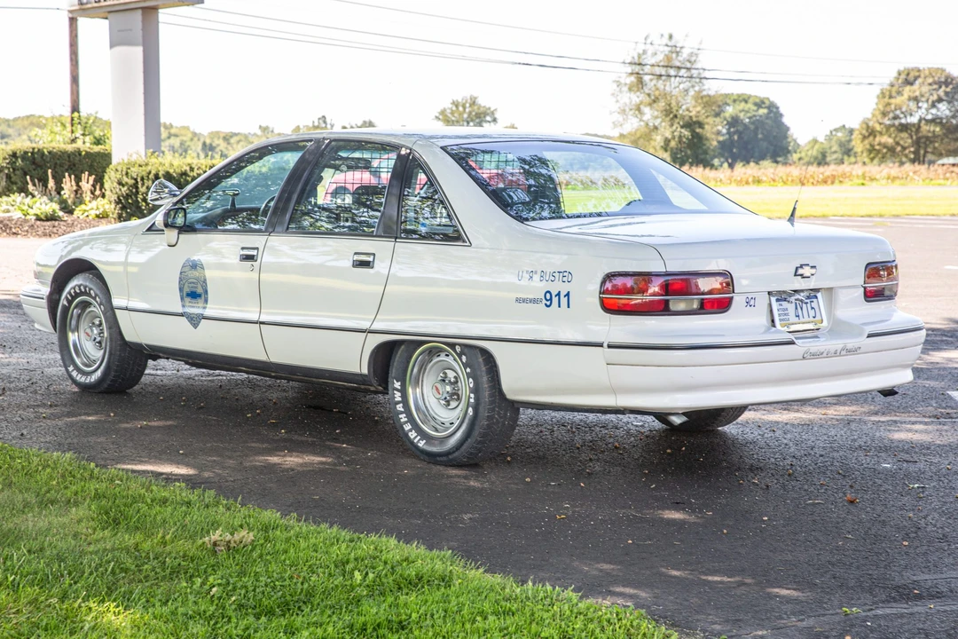1991 Chevrolet Caprice - Image 9 of 31