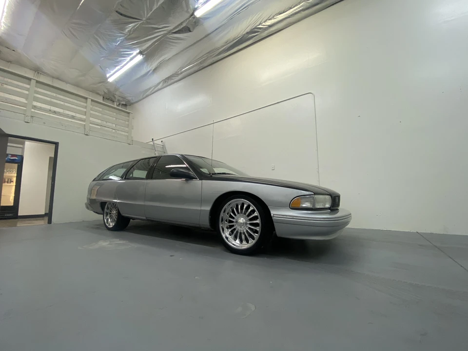1991 Chevrolet Caprice - Image 13 of 31