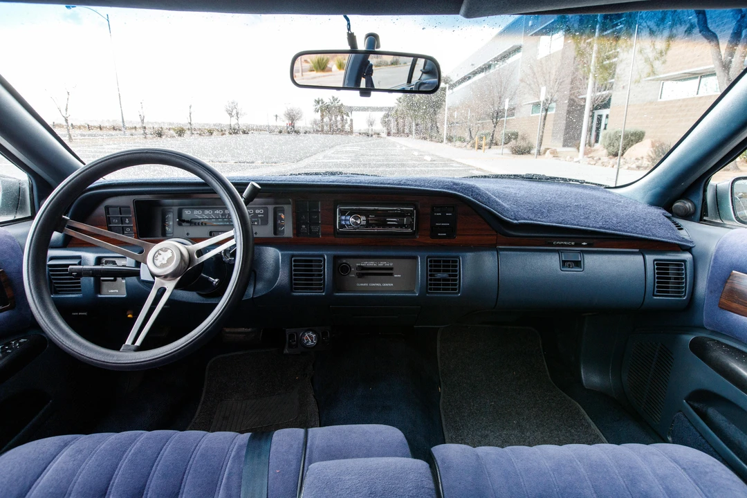 1991 Chevrolet Caprice - Image 31 of 31
