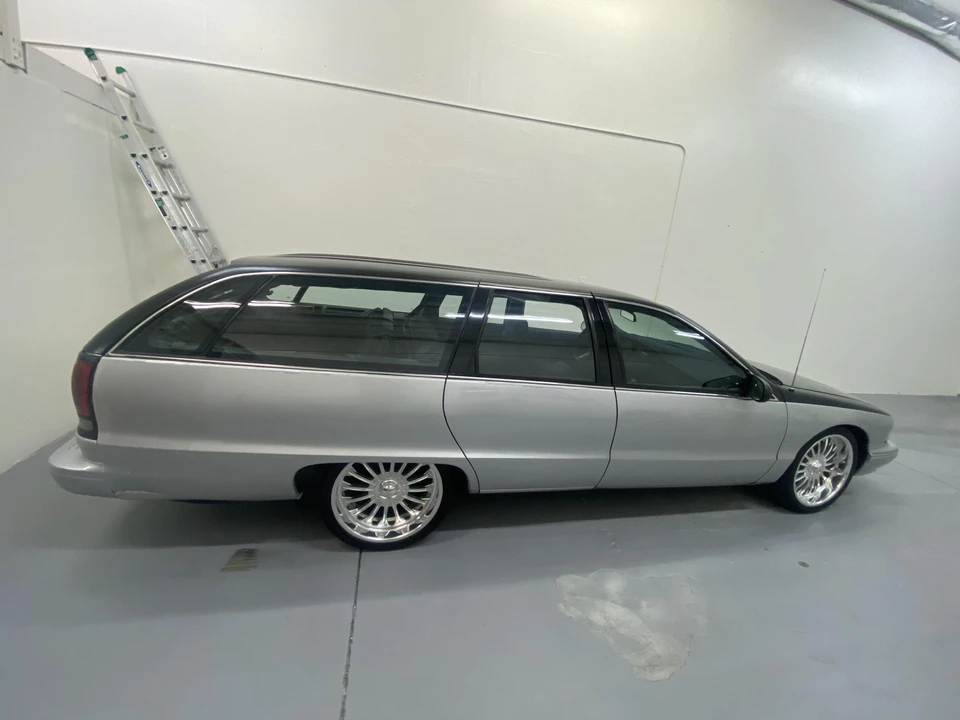 1991 Chevrolet Caprice - Image 11 of 31