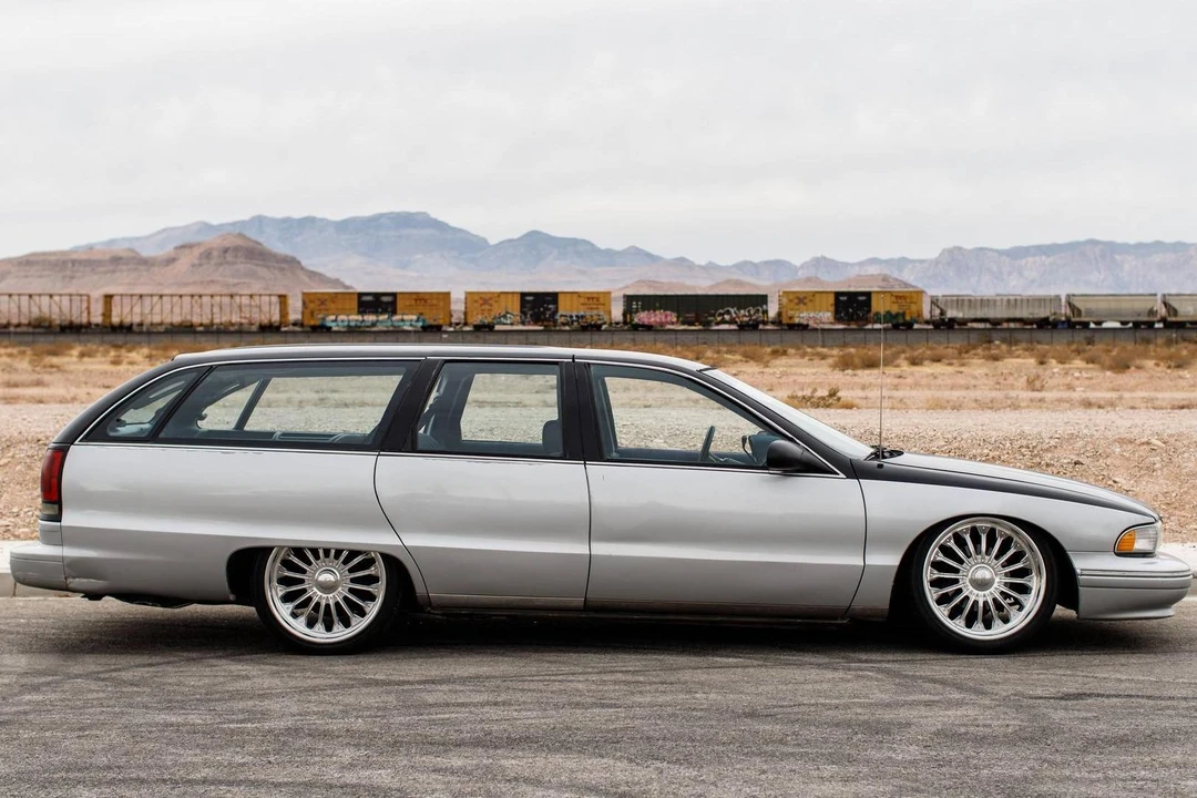 1991 Chevrolet Caprice - Image 3 of 31