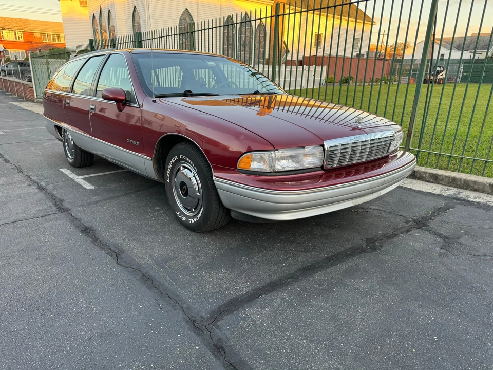 1991 Chevrolet Caprice - Image 22 of 31