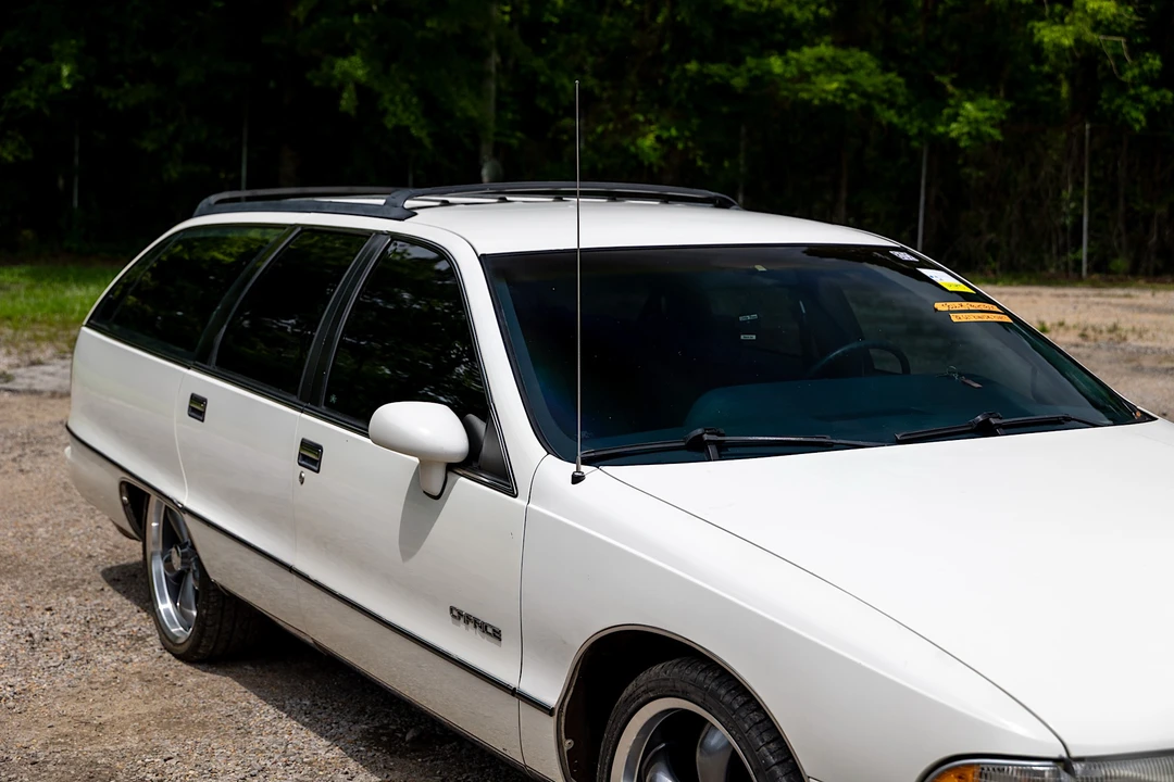 1991 Chevrolet Caprice - Image 23 of 31