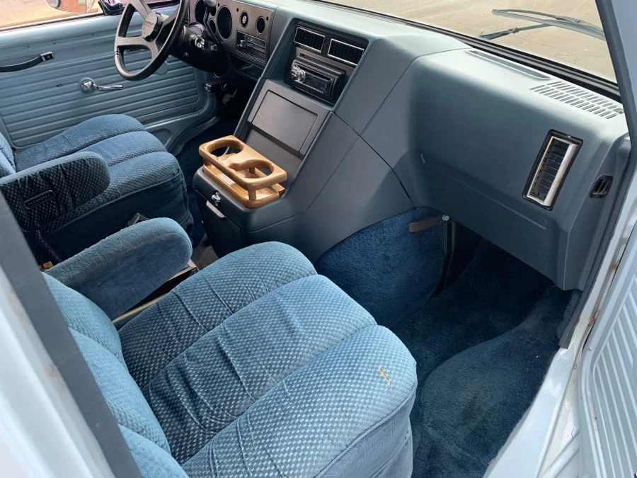 1991 Chevrolet G-Series Van - Image 5 of 7