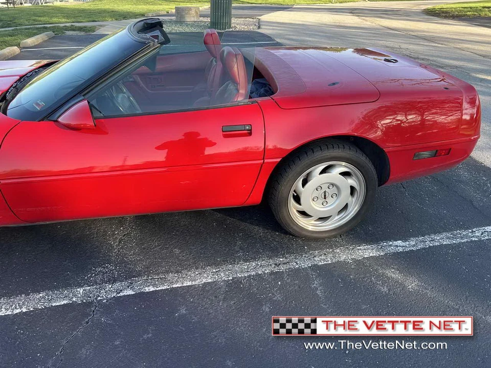 1991 Chevrolet Corvette C4 - Image 3 of 31