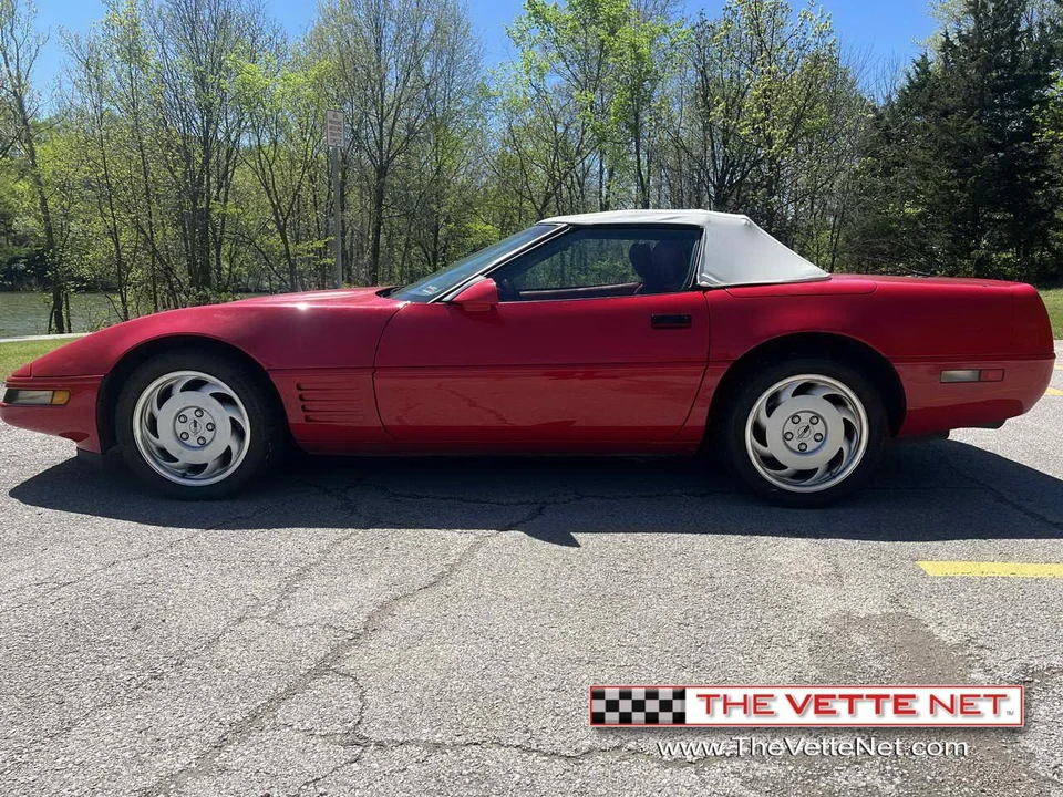 1991 Chevrolet Corvette C4 - Image 8 of 31