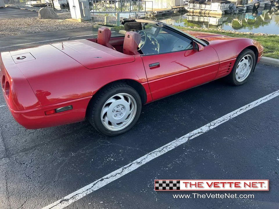 1991 Chevrolet Corvette C4 - Image 13 of 31
