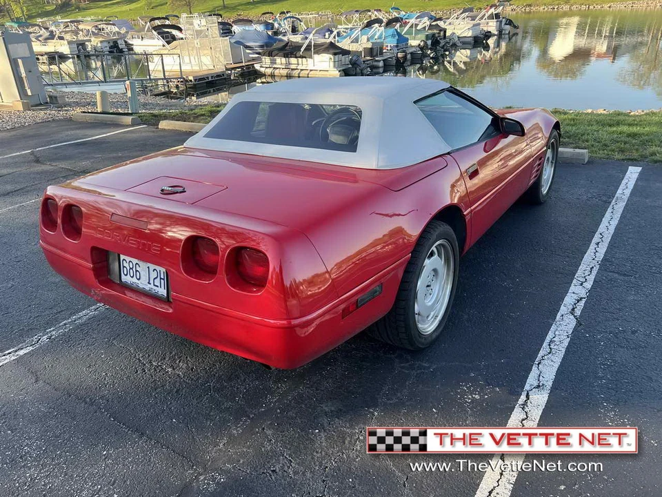 1991 Chevrolet Corvette C4 - Image 16 of 31