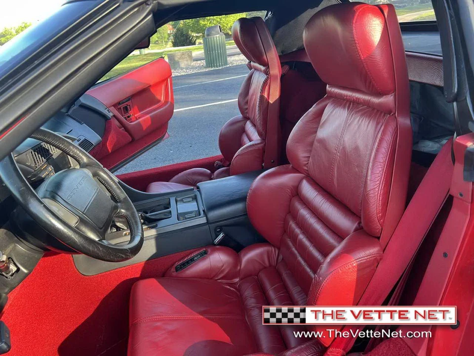 1991 Chevrolet Corvette C4 - Image 22 of 31