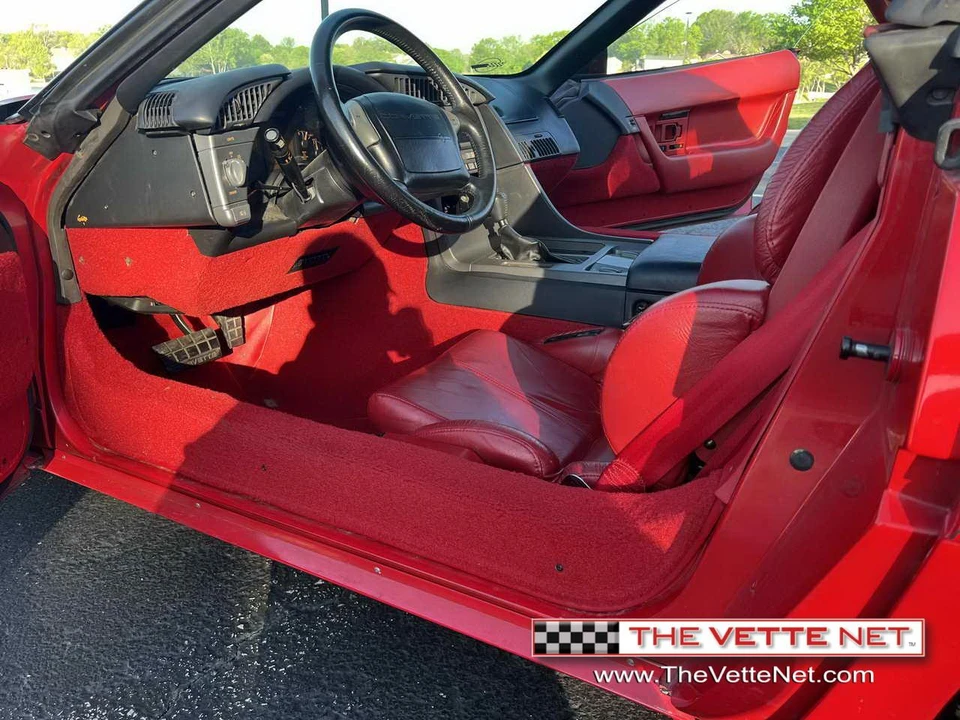 1991 Chevrolet Corvette C4 - Image 26 of 31
