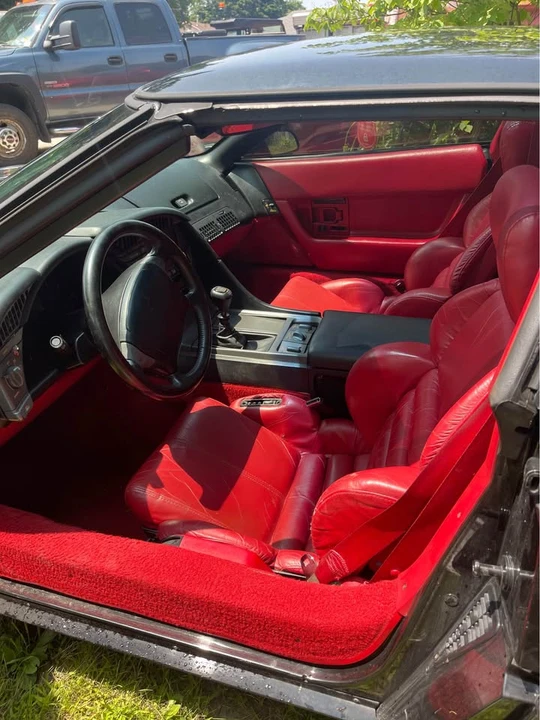 1991 Chevrolet Corvette C4 - Image 6 of 12