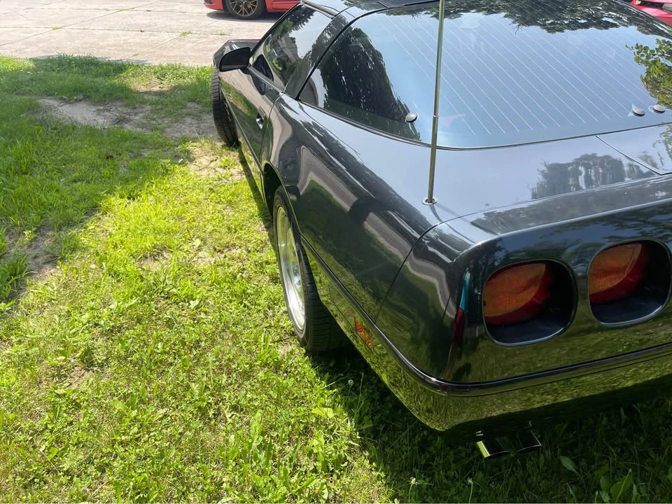 1991 Chevrolet Corvette C4 - Image 5 of 12