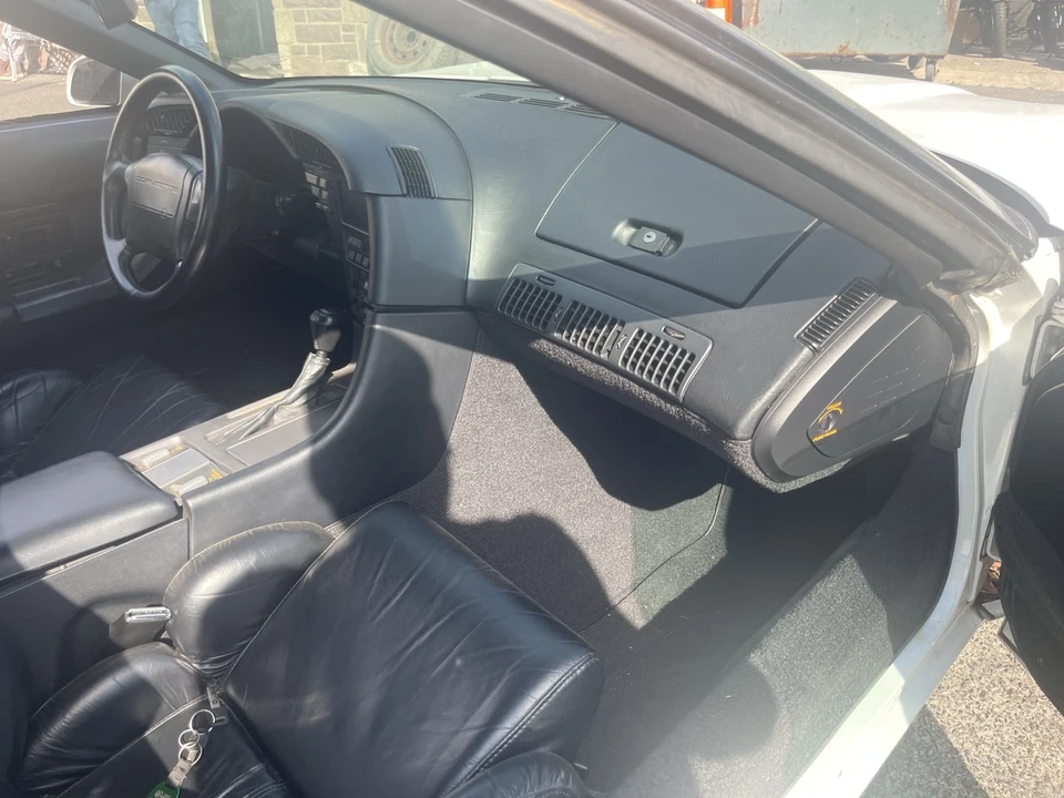 1991 Chevrolet Corvette C4 - Image 15 of 20