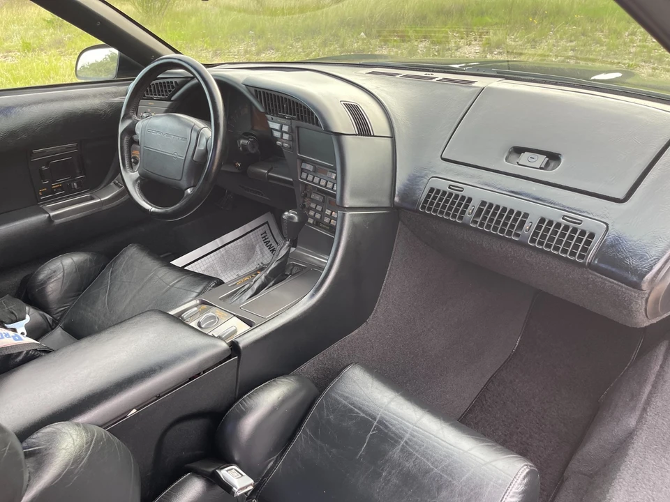 1991 Chevrolet Corvette C4 - Image 25 of 28